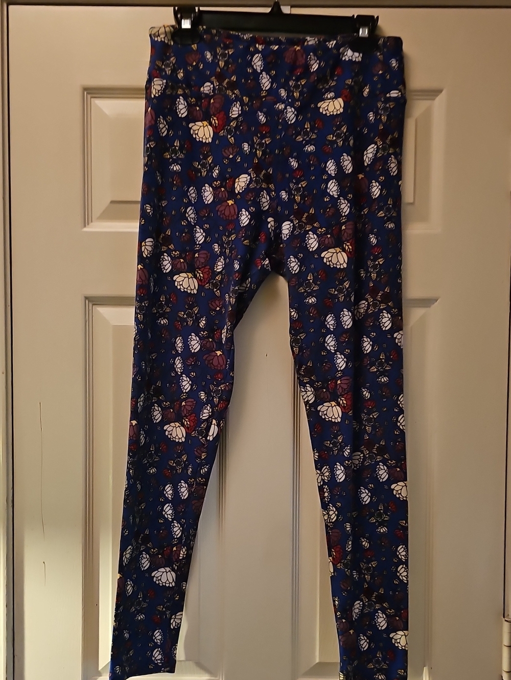 Womens' Blue Floral Print Leggings